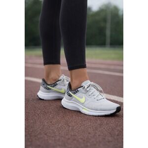 Nike Flex Experience RN 11 Women's Running Shoes Grey Volt Size 7.5 NWOB